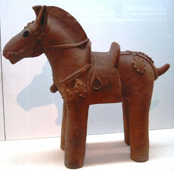 Example of a clay horse statuette, complete with saddle and stirrups. This example is from the Kofun period (6th century) in the history of the Japanese empire.