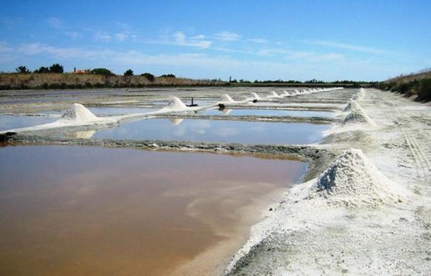 Example of a sea salt harvest in Île de Ré, France.