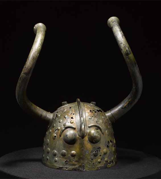 12 Jaw-Dropping Helmets from the Ancient World | Ancient Origins