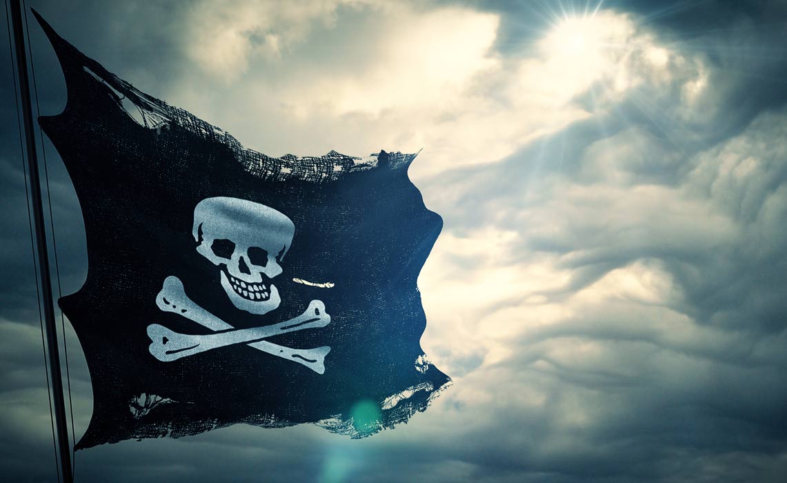 Весёлый Роджер флаг на пиратском корабле