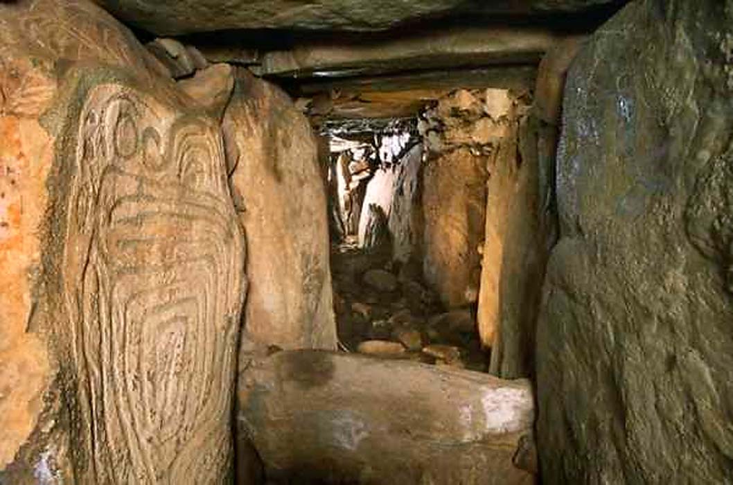 Mystifying Megaliths Knowth Keeper Of Ancient Tombs Ancient Origins