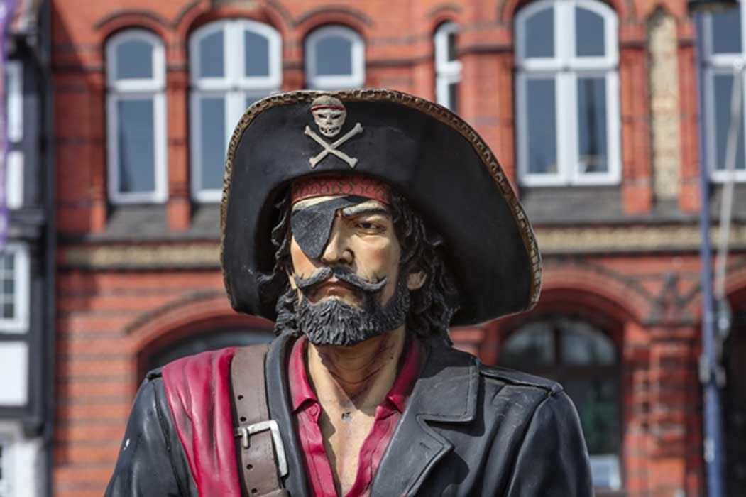 Is This The Real Reason Why Pirates Wore Eyepatches Ancient Origins