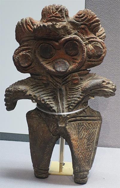 Dogū (clay figure), Jomon period, 7000-400 BC, Tokyo National Museum. (CC0)