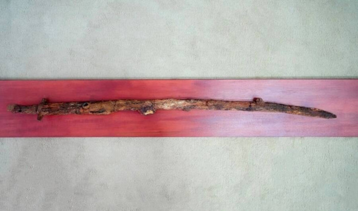 The large saber discovered at Astrakhan in Russia