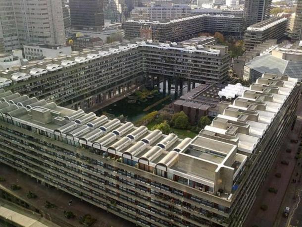 Aerial view of the Barbicon Estates. (Suttonpubcrawl/CC BY 3.0)