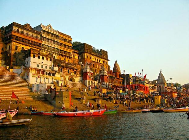 Ahilya Ghat by the Ganges in Varanasi, India.