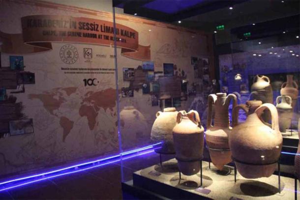 Amphorae on display at the Kocaeli Archaeology Museum  (Kocaeli Archaeology Museum / Anatolian Archaeology)