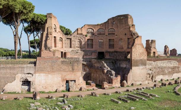 Ruinas antiguas en el monte Quirinal, Roma. Imagen representativa.