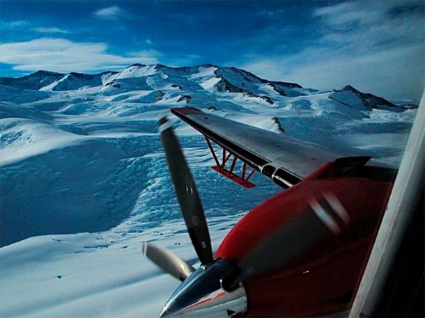 Arial shot from the plane used to conduct a partial survey of the region during the ICECAP project. (ICECAP/Nature)