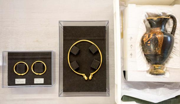 Artifacts from the Celtic Lavau Prince’s tomb. 