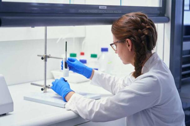 Barbara Huber working on ancient Egyptian samples in the Biochemistry laboratory at Max Planck Institute of Geoanthropology in Jena, Germany. (Chris Leipold / Nature)