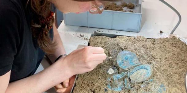 Bronze Age Jewelry being carefully restored in the laboratory in Frauenfeld. (Canton of Thurgau)