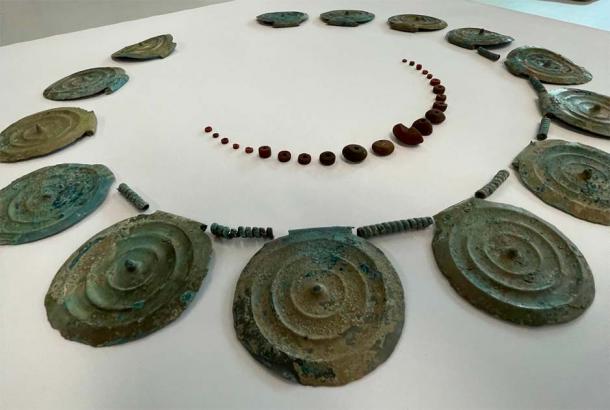 Close up of the discs and beads. (Thurgau Canton)