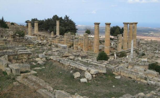 The Cyrene Temple of Apollo was said to once have an ever-burning lamp