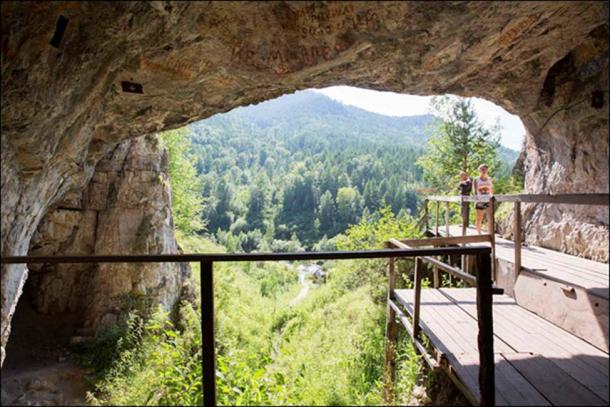 The Denisova Cave. Pictures: Vera Salnitskaya