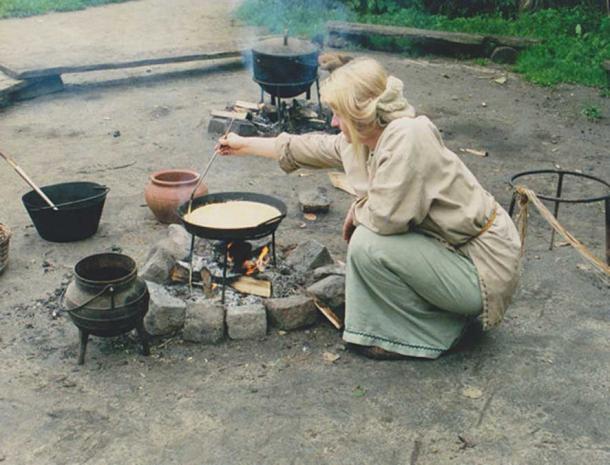 Example of a woman dressed as if she lived in the Iron Age.