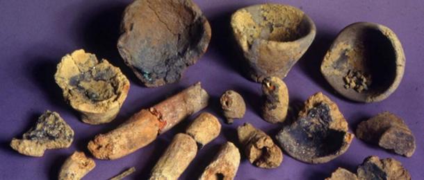 Metal objects, pipes, crucibles and slag found at Tel Dan Nelson Glueck School of Biblical Archaeology