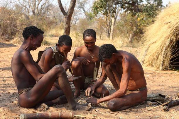 Modern hunter-gatherer group in Namibia. (hecke71 / Adobe Stock)