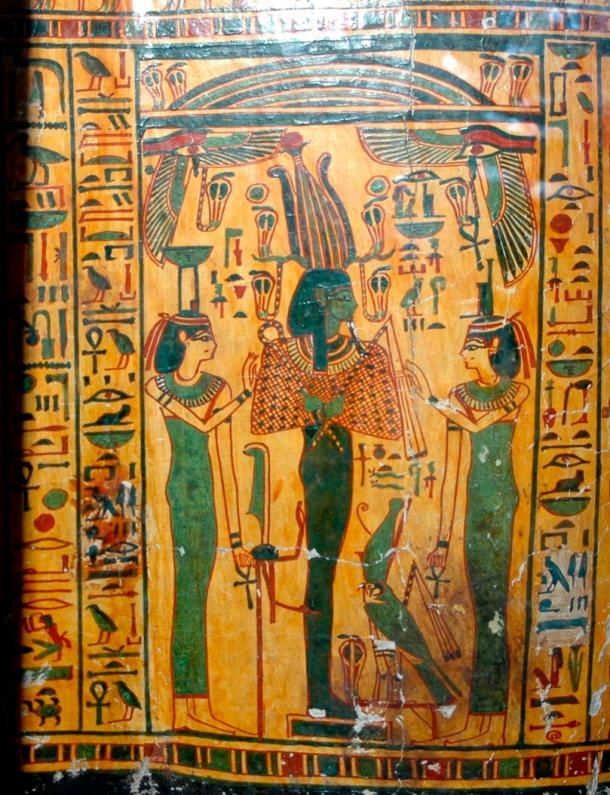 Buitenste kist van Taywheryt met de afbeelding van Osiris, Isis en Nephthys