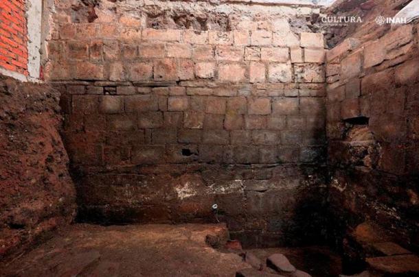 Perspectiva de una sección de un cuarto de la casa de Hernán Cortés, construida sobre los restos del Palacio de Axayácatl. (Raúl Barrera R. / PAU-INAH)