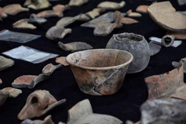 Pottery found at Jingtoushan. (Insight Ningbo)