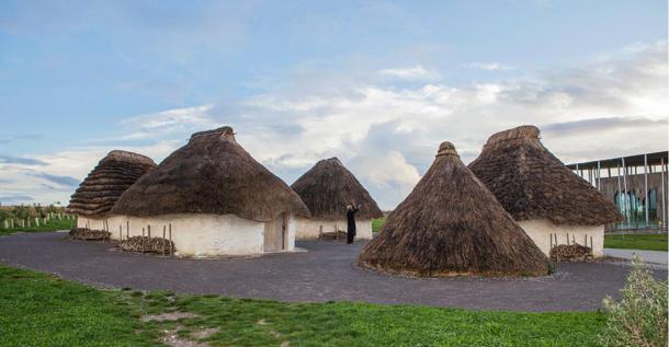 Reconstruction of one of the Neolithic houses unearthed at Durrington Walls near Stonehenge, once inhabited by Stonehenge builders. (English Heritage)