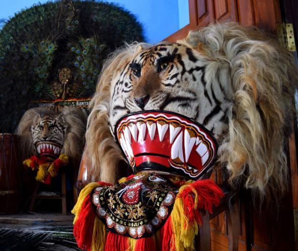 The Reog  Ponorogo A Dance  of Rebellion Which Changed 