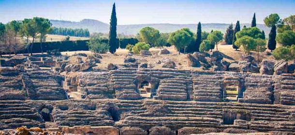 Las ruinas romanas de Itálica, España: el primer asentamiento de Roma en Hispania y probablemente las mejores ruinas romanas, en muchos sentidos, de toda España.  (elliott oxidado / Adobe Stock)