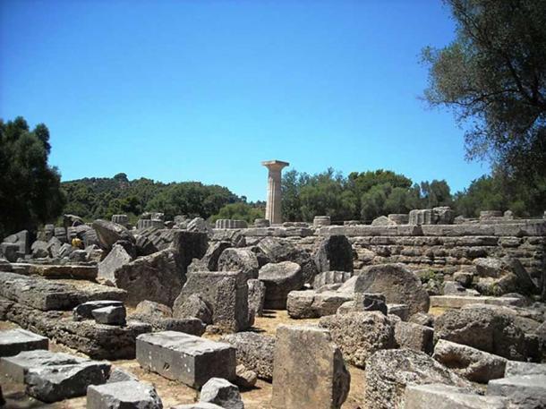  Ruins of the Temple of Zeus, Olympia. (Elisa.rolle / CC BY SA 4.0) 