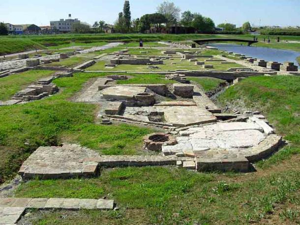 Archaeological site of the Roman port of Classe, Ravenna, Italy. This was one of the most important port for docking in the ancient world. (Image: Clawsb / CC BY-SA 4.0)