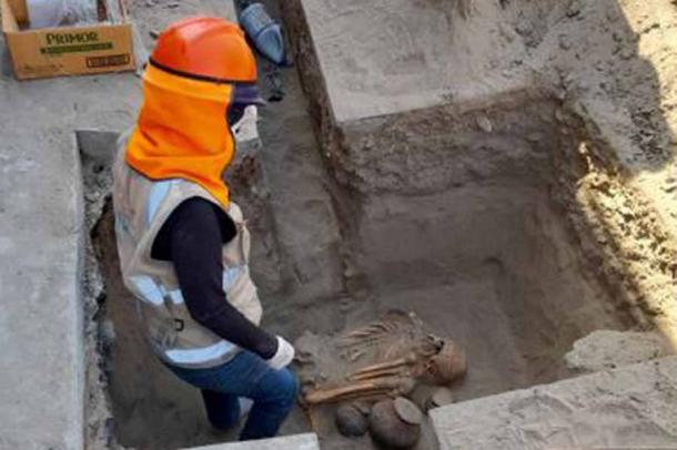 Rare Pre-Hispanic Chimú Burial Discovered In Peru | Ancient Origins