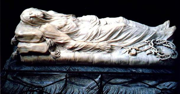 Unrivalled Classical Art Giovanni Strazza S Exquisite Veiled Virgin Ancient Origins