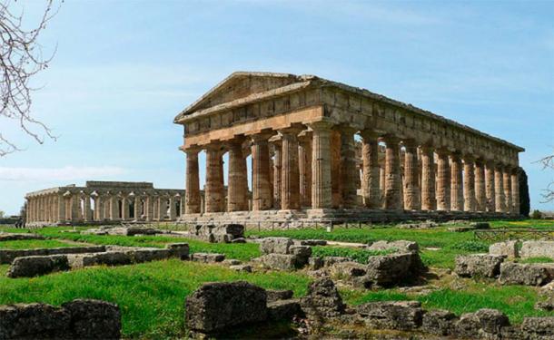 View of two of the Greek temples at Paestum. (Oliver-Bonjoch/CC BY-SA 3.0)