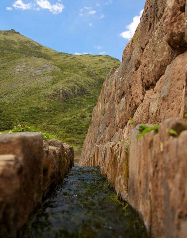 Water channel at Tipón