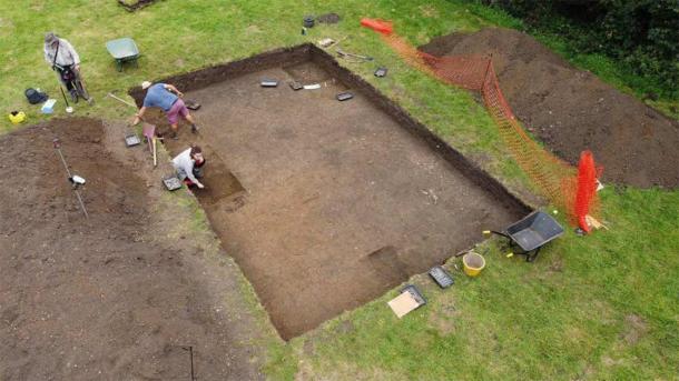 Many artifacts have been recovered and will be examined to shed light on monastery life at the time. (University of Reading)