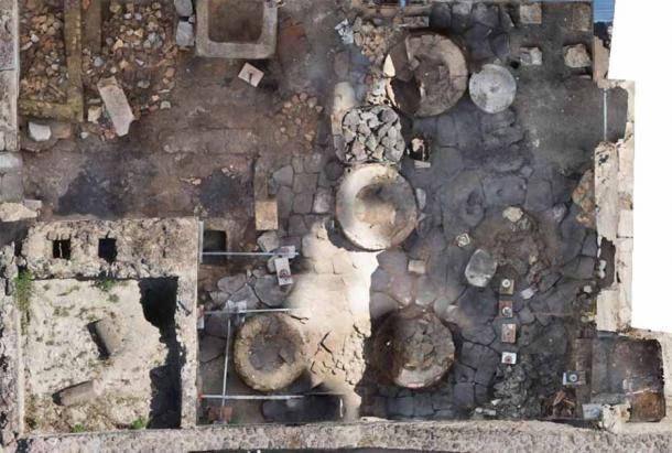 The site of the bakery prison in Pompeii seen from above. (Pompeii archaeological park)