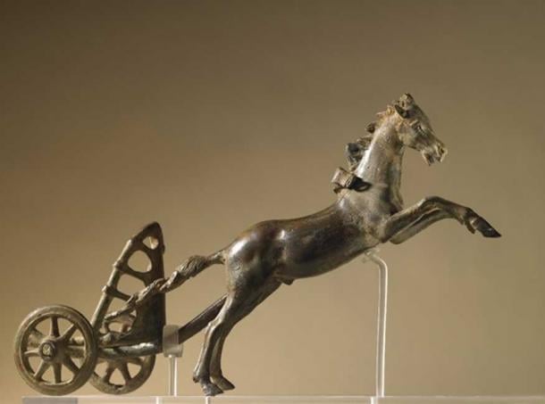 The bronze model of a Roman chariot from the British Museum’s collection.