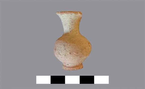 A ceramic vase or vessel found at the ancient pottery workshop site in northern Egypt. (Ministry of Tourism and Antiquities)