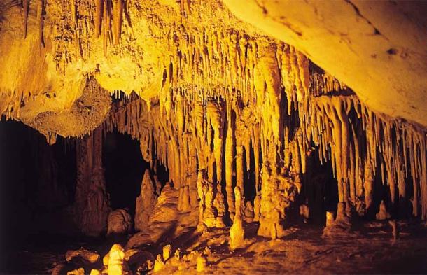 Inner chamber of Es Càrritx cave. (ASOME-Universitat Autònoma de Barcelona/Nature)