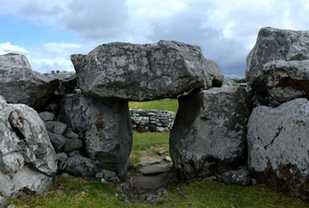 Tumbas de la corte, Creevykeel, Irlanda (Ewing, K / CC BY-NC 2.0)