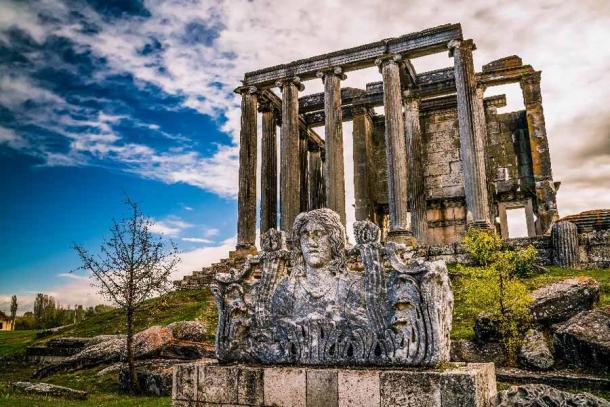 The most famous feature at the Aizanoi archaeological site is the Temple of Zeus - the best-preserved temple honoring the Greek god in ancient Anatolia. (ErdalIslak /Adobe Stock)