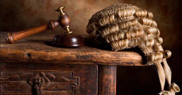 The British Tradition of Wig Wearing in the Courtroom (Video) Science