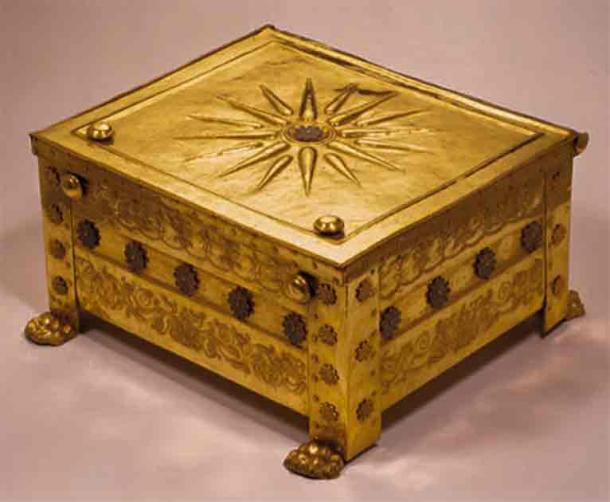 The golden larnax of Philip II of Macedon at Vergina. (Public Domain)