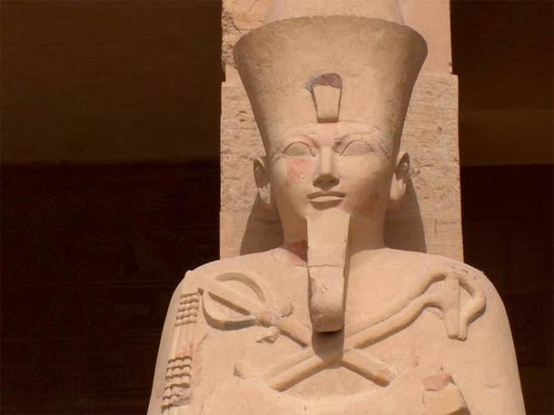 Statue of Hatshepsut at her temple at Deir el-Bahri. (sootra /Adobe Stock)