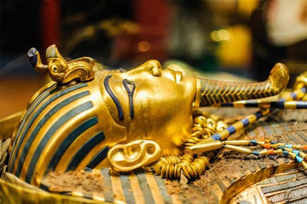 Mask of Pharaoh Tutankhamun. (Dieter Hawlan / Adobe stock)