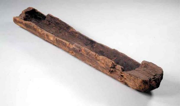 The Pesse canoe, shown here, believed to be the world's oldest known boat, and was made roughly 10,000 years ago in the Mesolithic period, from a Scots pine trunk, in the Netherlands region. (Drents Museum / CC BY 3.0)