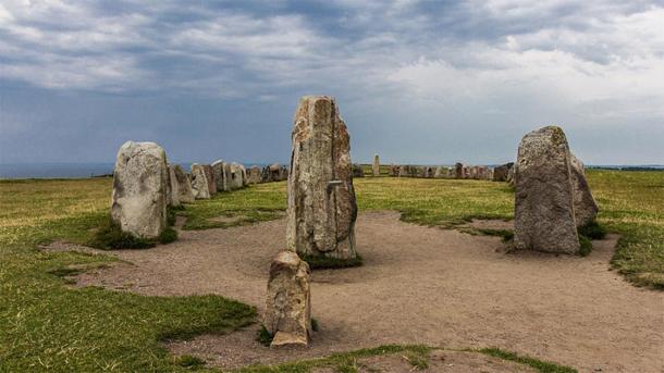 The stones at Ales Stenar have a celestial alignment. (David Lennartsson / CC BY-SA 3.0)