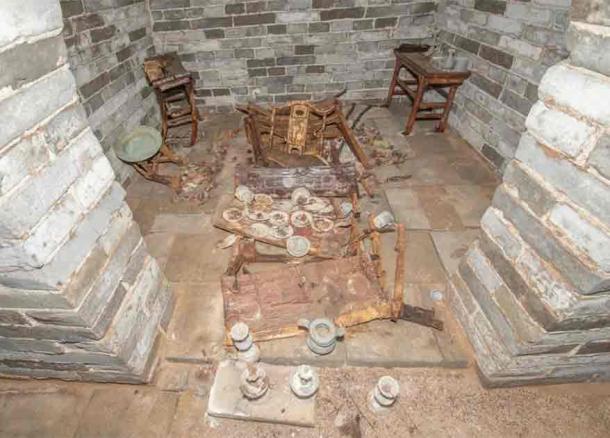 Wooden burial objects and sacrificial items were well-preserved. (Shanxi Provincial Institute of Archaeology)