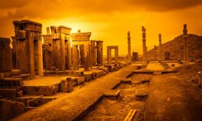 Ruins of ancient Persepolis, Iran, with the columns of the Apadana Hall on the right. Source: pawopa3336 / Adobe Stock.